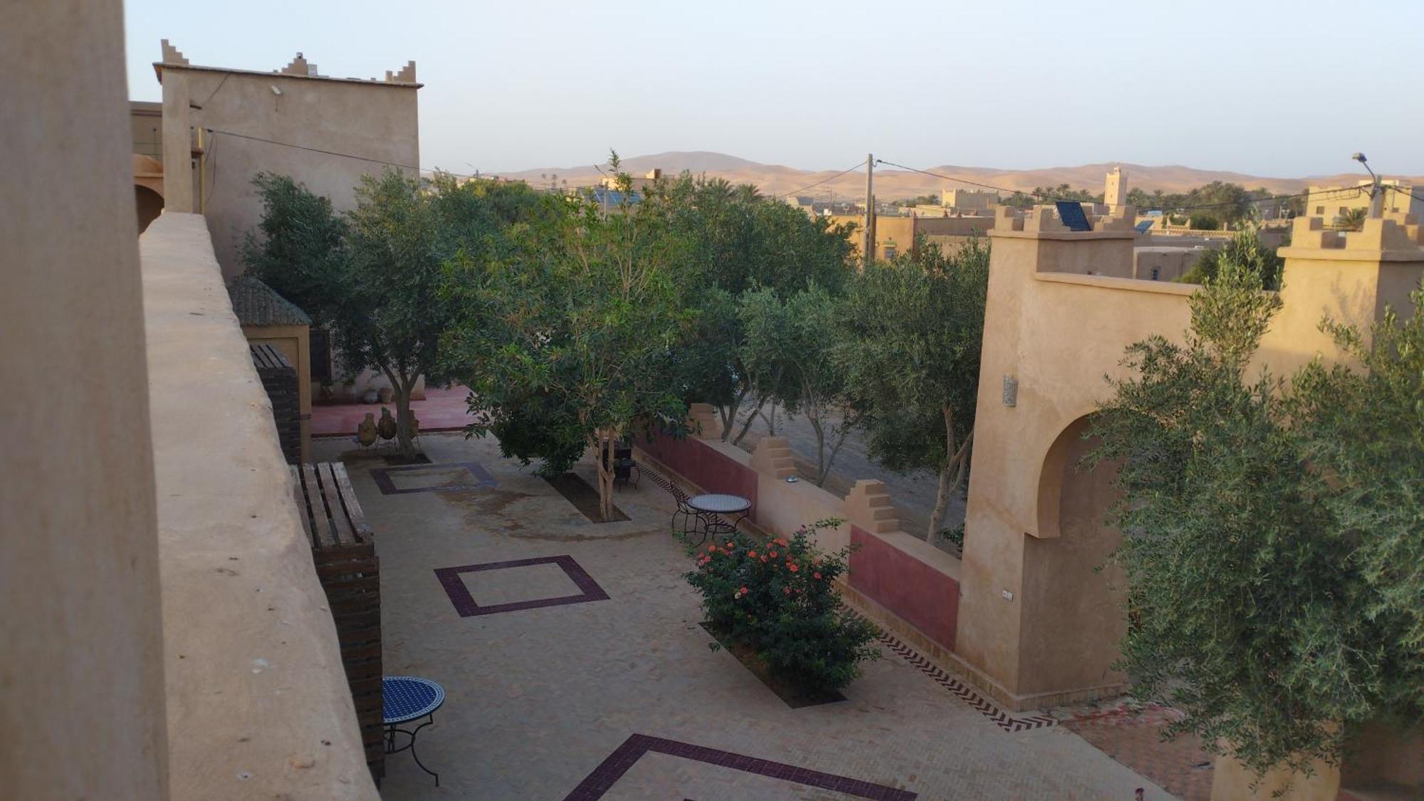 Maison Merzouga Guest House Exterior photo